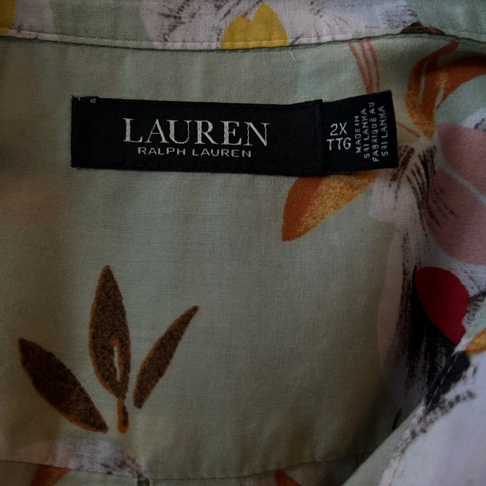 Ralph Lauren Pastel Green Floral MomCore Button Down Long Sleeve Blouse 2X - Picture 5 of 7